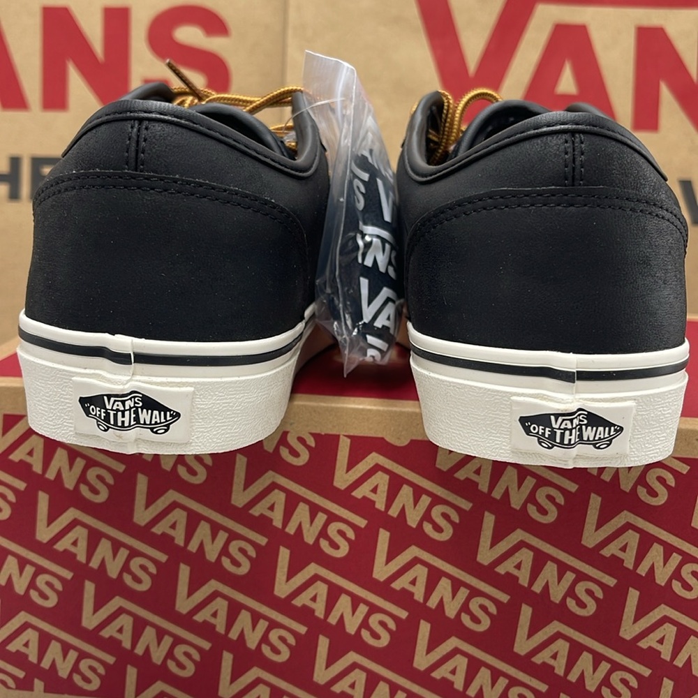 Vans Men’s Black Sneakers Classic Low-Top Design Atwood (Leather)BIck/Mrshmllow - Picture 13 of 16